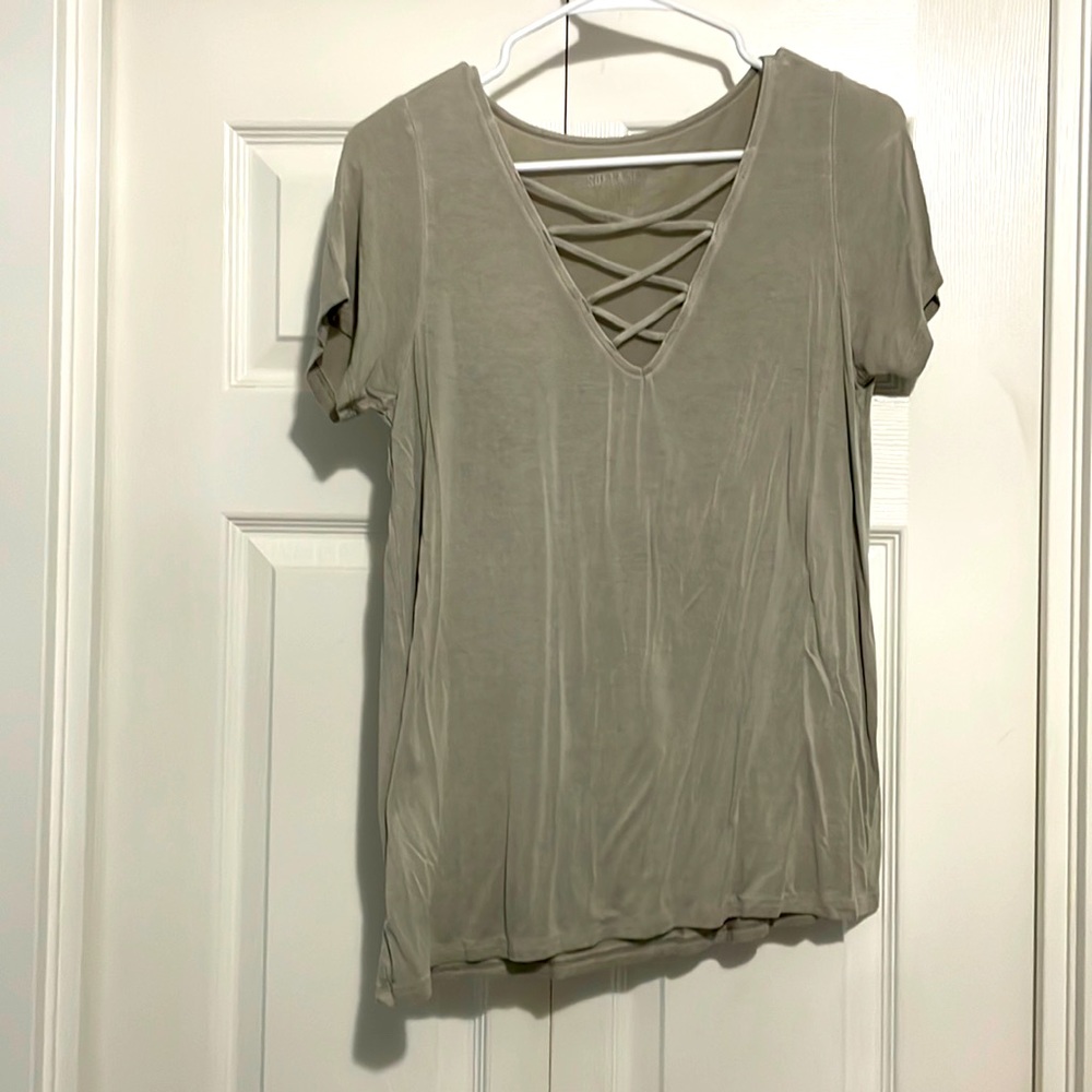 American Eagle Women’s M Gray Short Sleeve